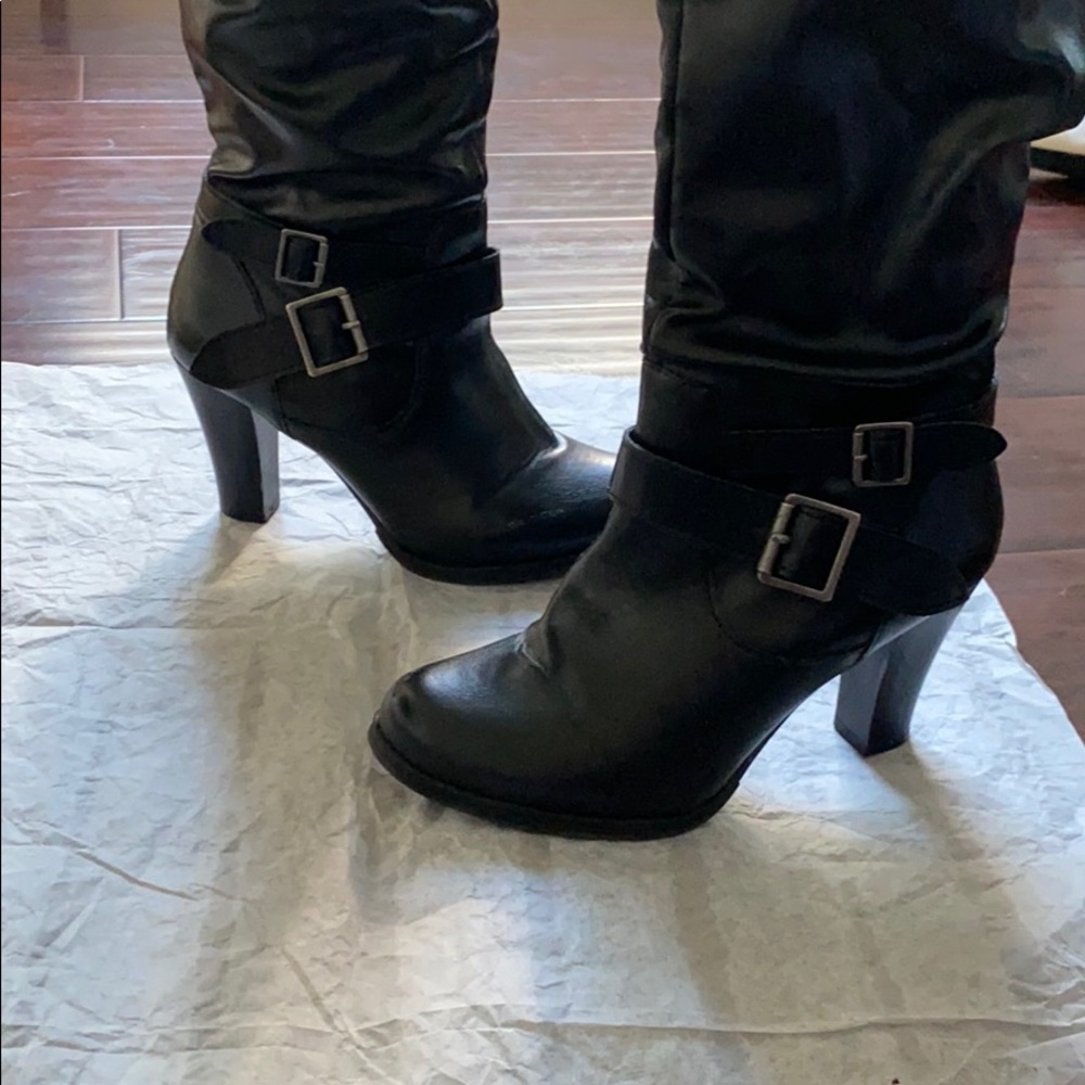 Black Leather Below the Knee Boots